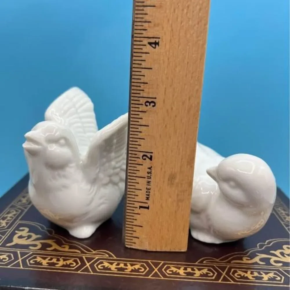 Ceramic White Pair of Birds